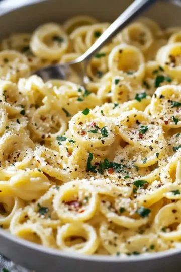 One Pot Garlic Butter Pasta